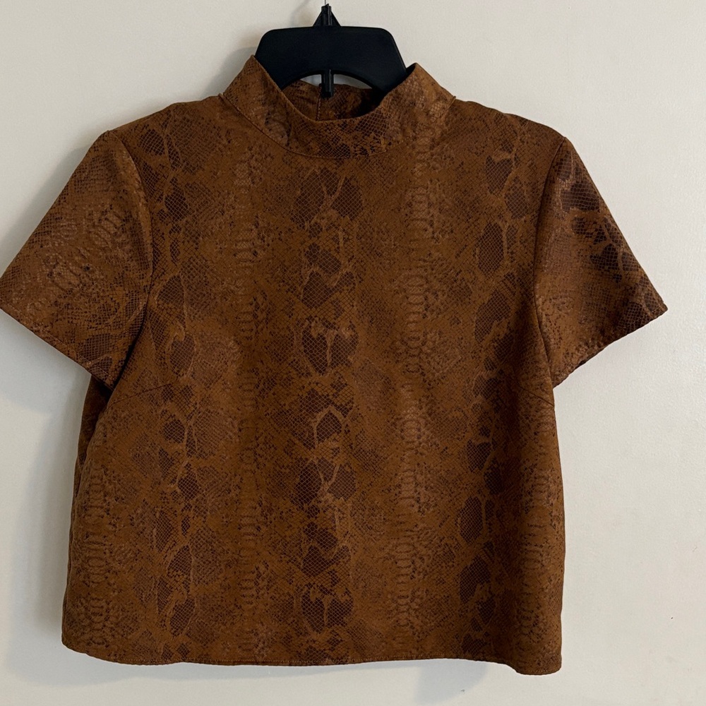 NWOT Zara Brown Snake Print Short Sleeve Top